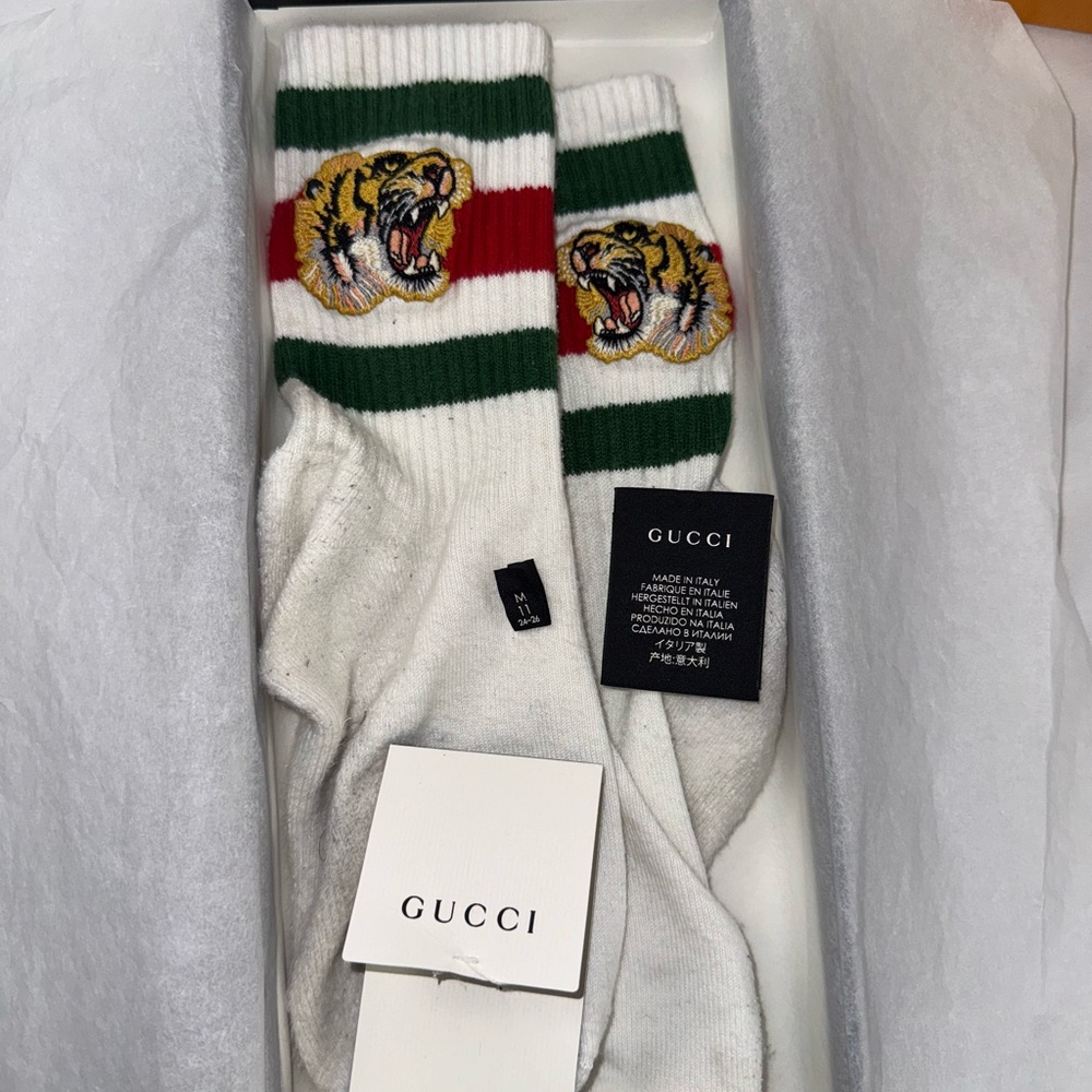 Gucci White Socks with Tiger and Stripes - Picture 2 of 4